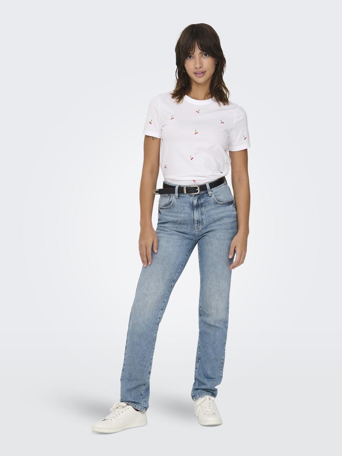 model_shot-front_full